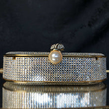 Crystal Snakehead Clutch