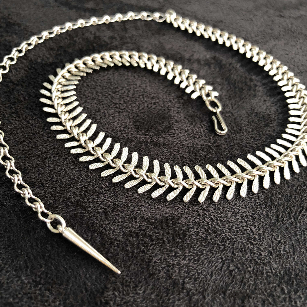 Fishbone Collar