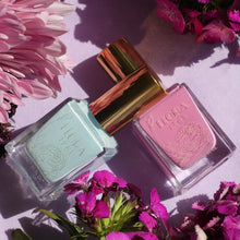 Flora 1761 Nail Lacquer in Foxglove