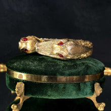 Kissing Crocodilians