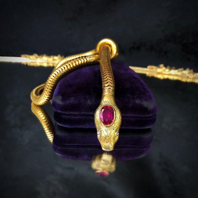 Red-naped Snake Bracelet