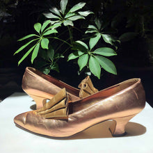 Rosy Petal Pumps