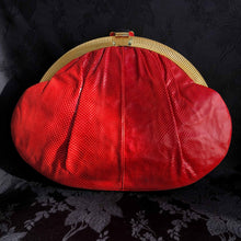 Red Lion Bag